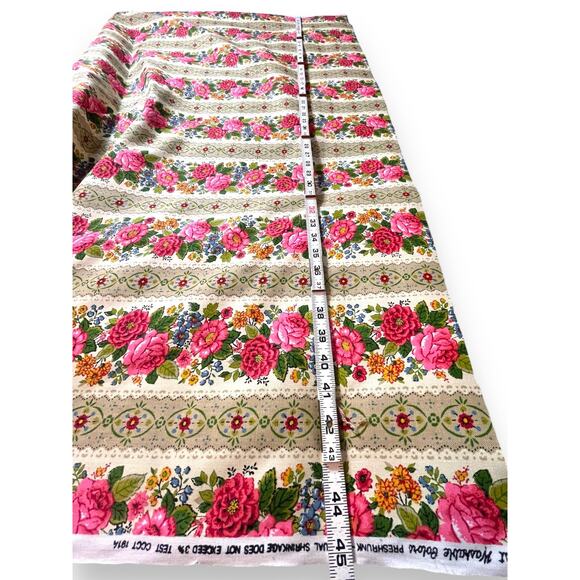 6.5 yds Vtg House 'N Home Fabrics & Draperies Decorator floral Upholstery Fabric - Picture 8 of 16